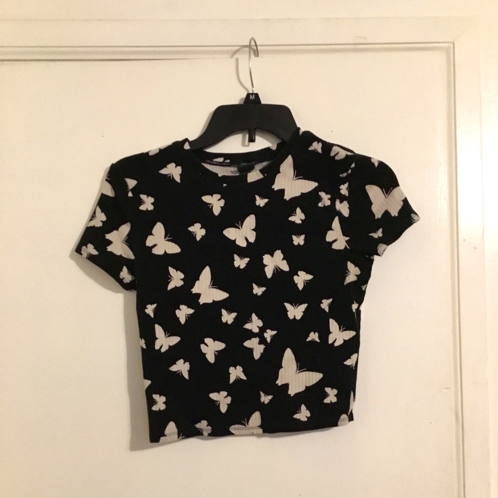 Wild fable butterfly crop top 🦋